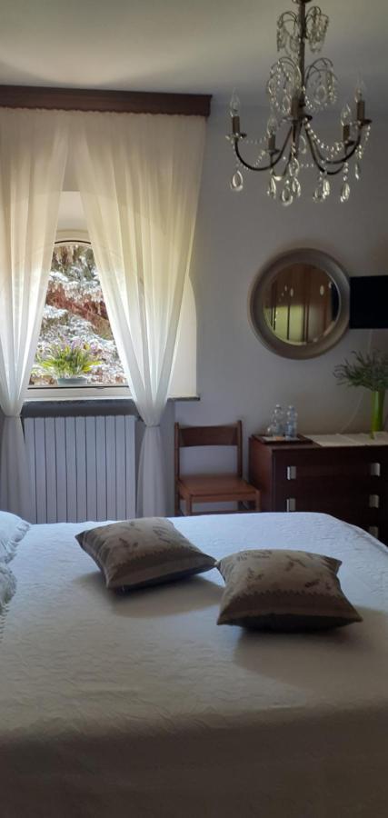 Beura A Casa Di Lara Bed & Breakfast エクステリア 写真