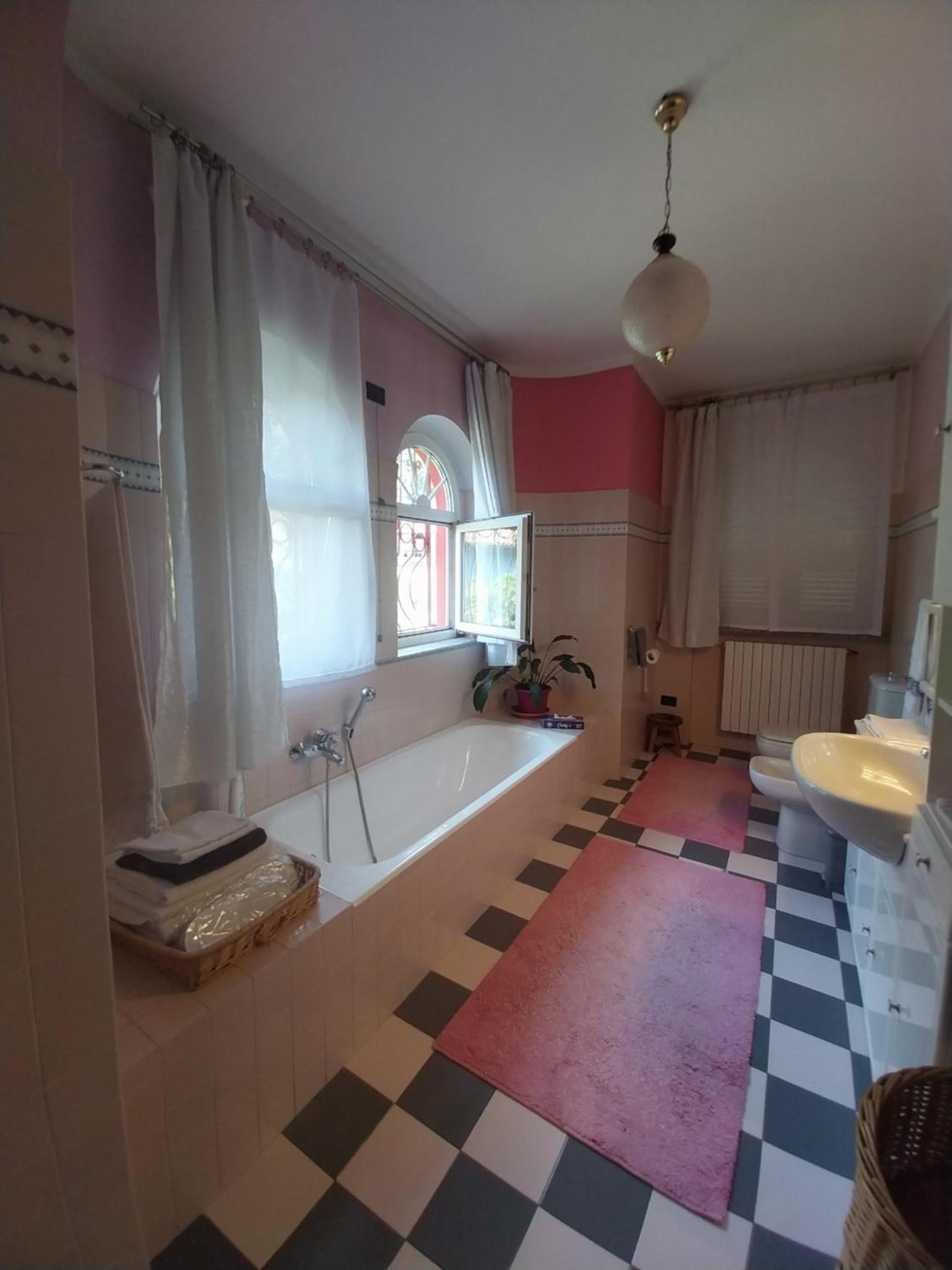 Beura A Casa Di Lara Bed & Breakfast エクステリア 写真