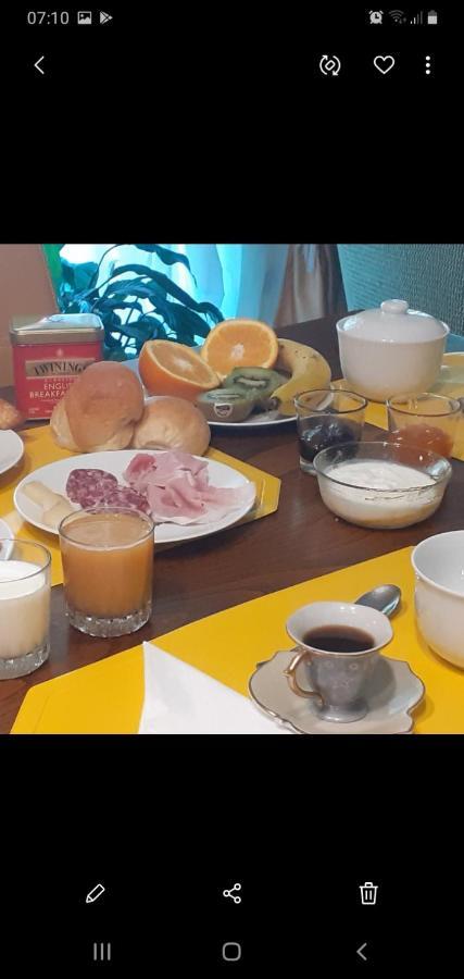 Beura A Casa Di Lara Bed & Breakfast エクステリア 写真