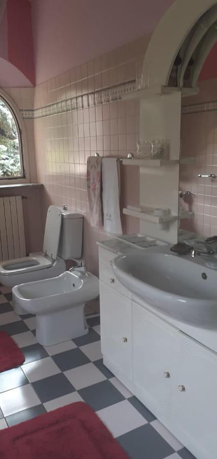 Beura A Casa Di Lara Bed & Breakfast エクステリア 写真